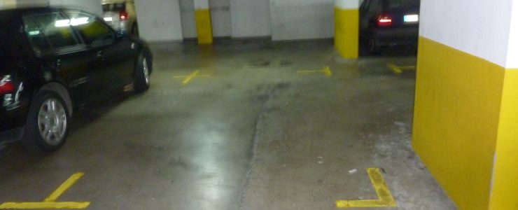 Car-parking for two vehicles in the Old Town