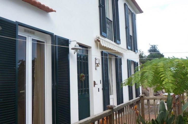 Detached private house in peaceful Arco de Sao Jorges